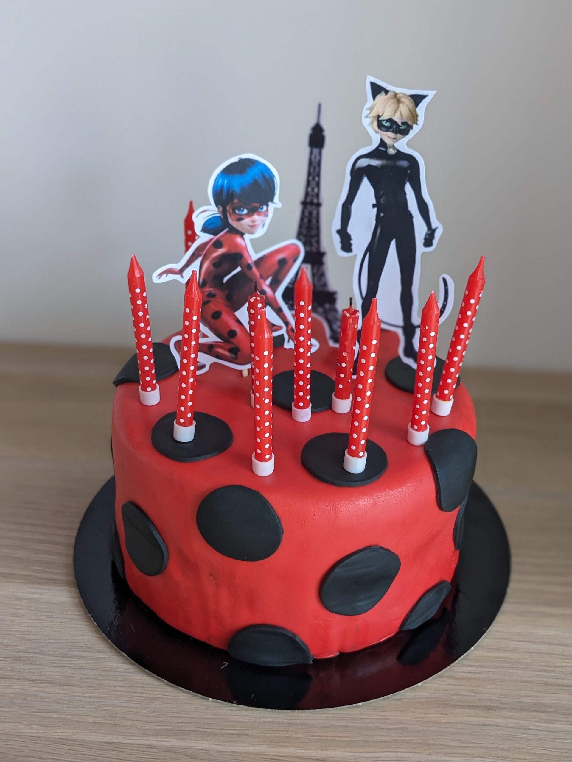 Gâteau d’anniversaire Miraculous